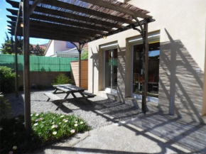 Appartement 2P avec jardin, terrasse et parking - 400m de la plage et du centre-ville - FR-1-750-57